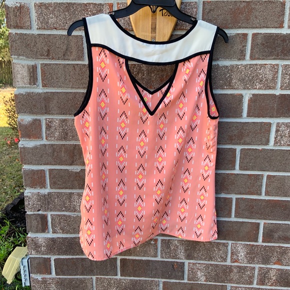 ⭐️5 for $20🌸 ModCloth Tribal Tank - Picture 2 of 2